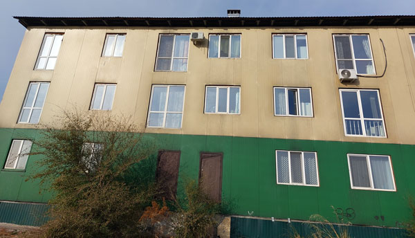 жилой дом, расположенный по адресу: Республика Тыва, г. Кызыл, ул. Дружбы, д. 3/7 не подлежит капитальному ремонту и опасен для проживания